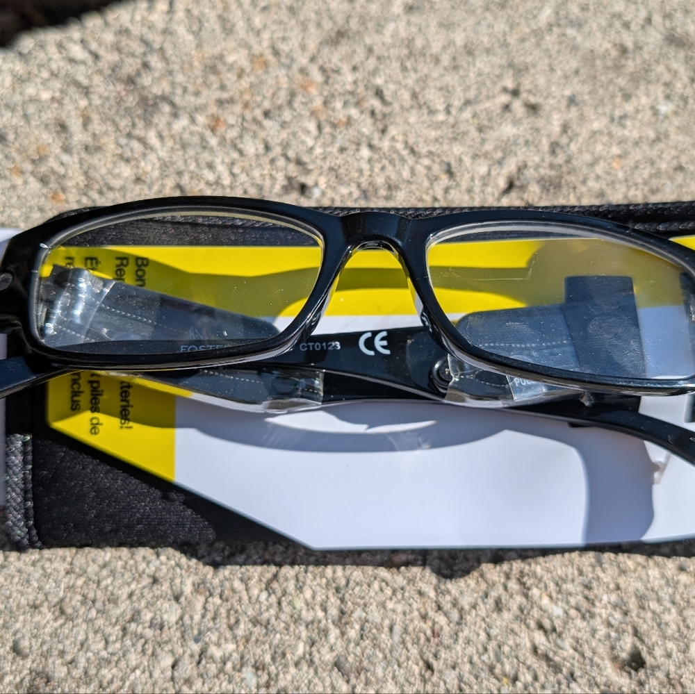 Foster Grant Black Performance Glasses with Sleek Design